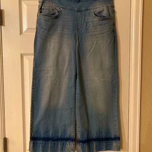 Wide Leg Cropped Jeans